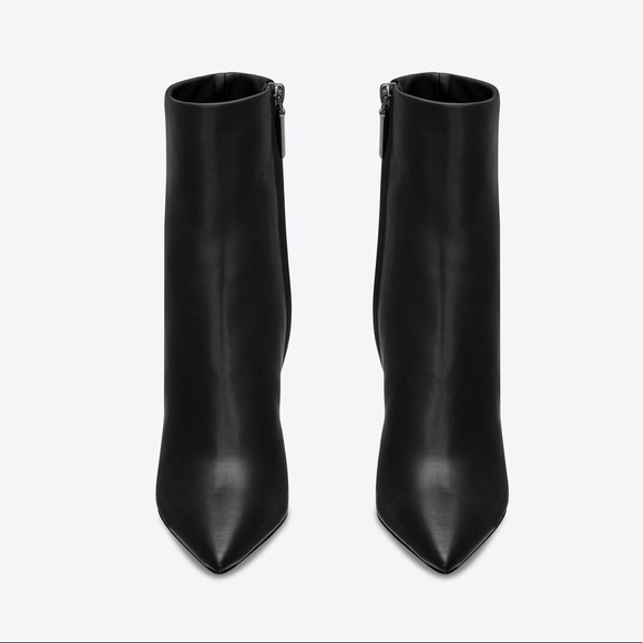 SOLD- 𝐴𝑢𝑡ℎ𝑒𝑛𝑡𝑖𝑐 𝑌𝑆𝐿 𝐵𝑜𝑜𝑡𝑖𝑒𝑠 - Picture 2 of 15